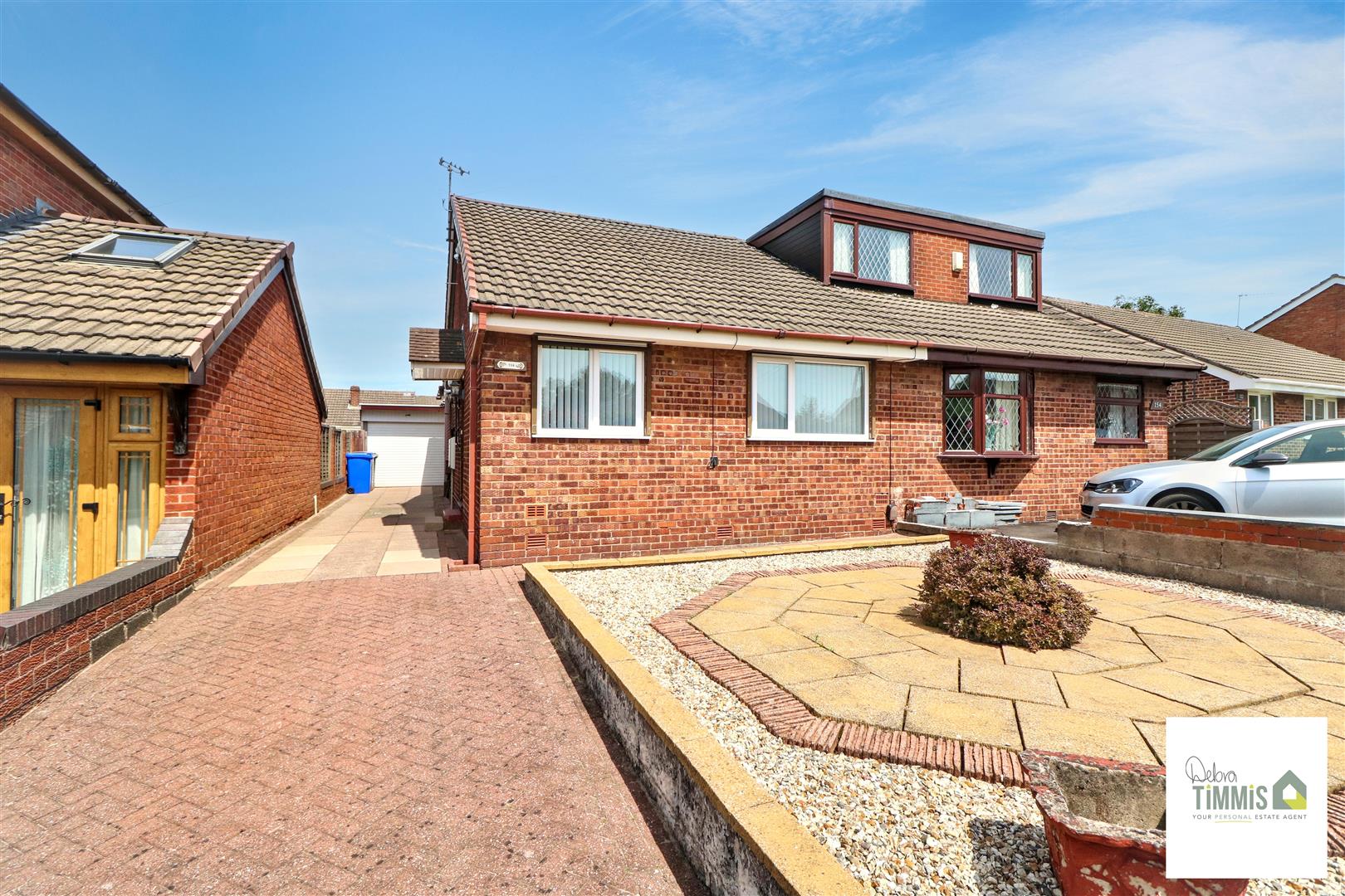 2 bed property in Hoveringham Drive, Stoke-On-Trent